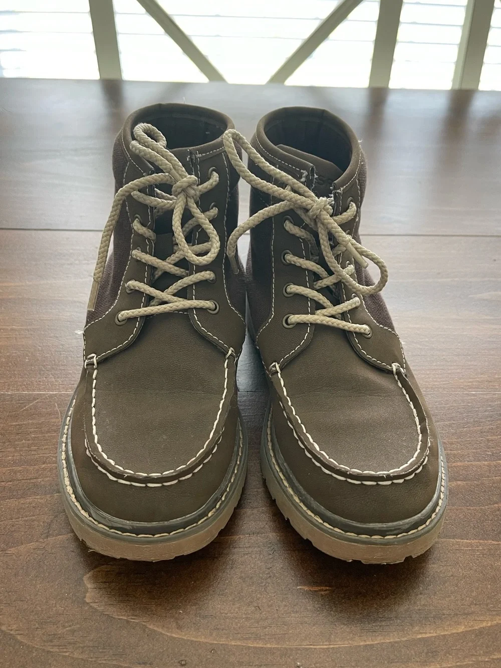 Boy’s Sperry Top-Sider Brown Leather Hi-Top Rudder Boots